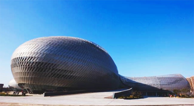 工程快訊——連云港圖書館異形排煙窗改建工程