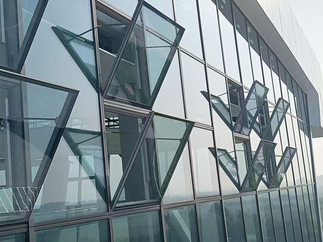 鑫友——亳州機(jī)場(chǎng)消防聯(lián)動(dòng)排煙窗